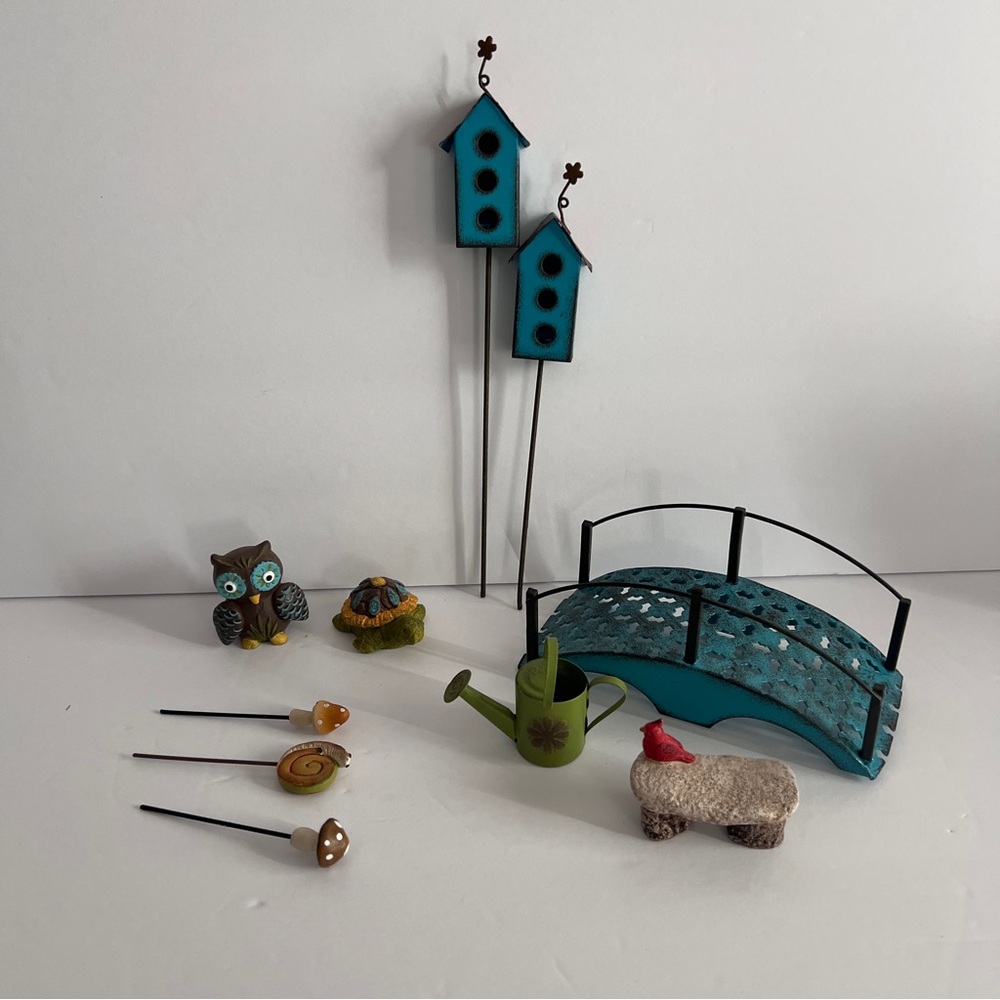 Charming 10 Terrarium Garden Accent Set bridge animals birdhouses mushroom